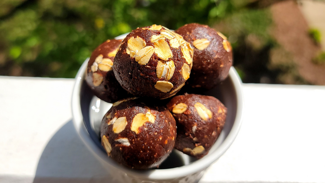 Chocolate & Oats Protein Energy Balls